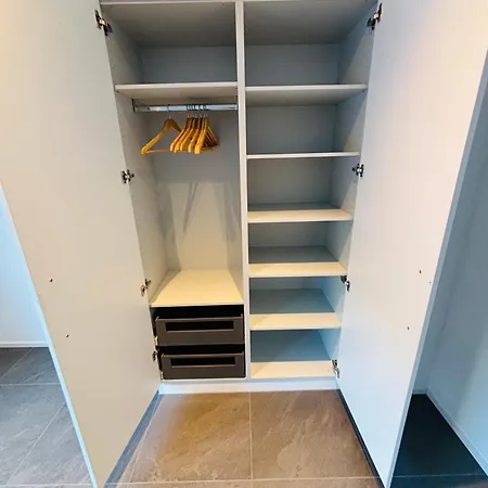 Brand-new Eiger View 3br - Premium Location - Free Parking - Terrace